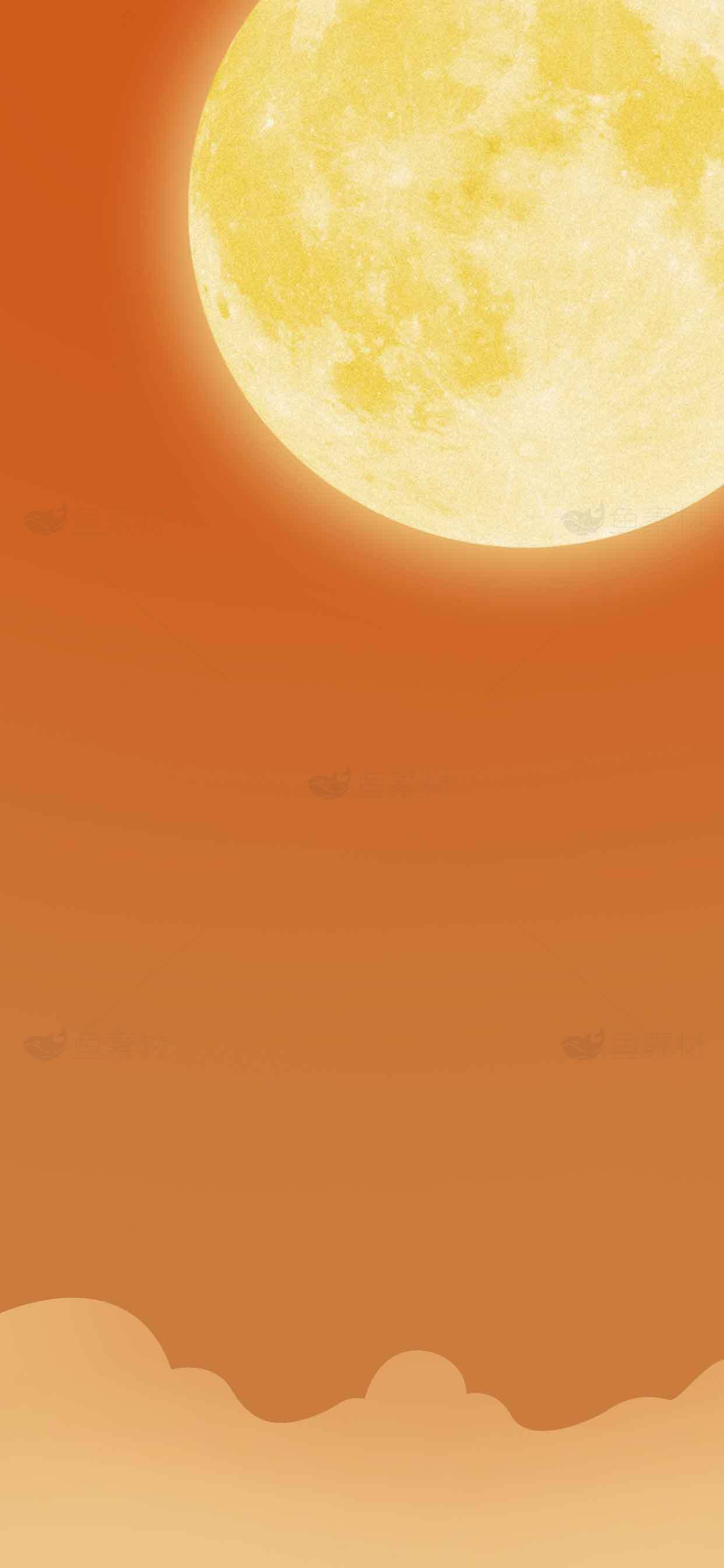 温暖黄昏下的满月景象素材